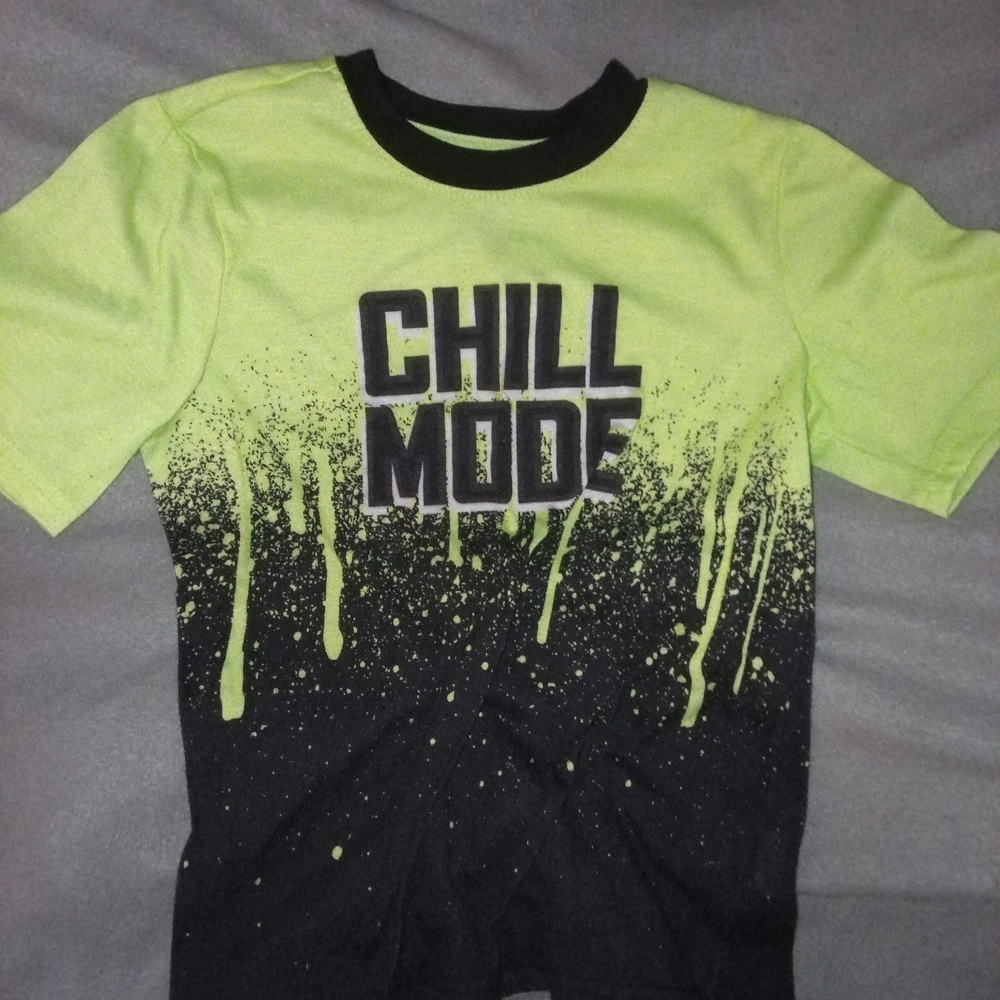 Wonder Nation Green and Black Short Sleeve Tee Chill Mode
